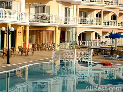 Arkadia Hotel & Apartments 2